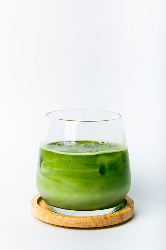 Erdbeer Matcha Latte